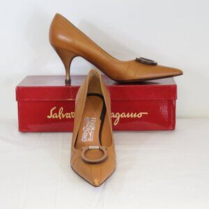 Salvatore Ferragamo Cheyenne Natural Calf Heels 9.5B w/ Box Y2K